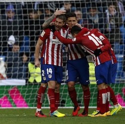 Pertahanan Solid dan Serangan Balik yang Kuat oleh Atletico