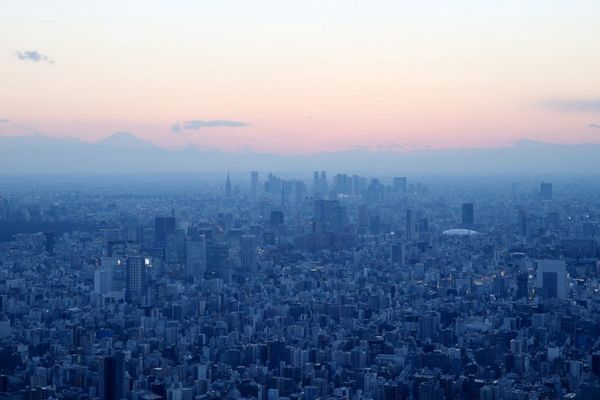 Penampakan Sunset Spektakuler dari Puncak Tokyo Skytree