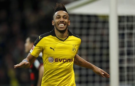 Aubameyang: 100 Gol dan Michael Jackson