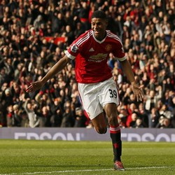 MU Akan Naikkan Gaji Rashford?