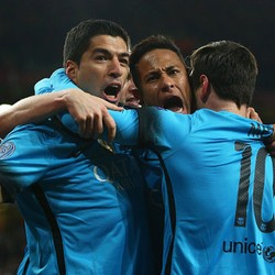 Suarez Ingin Punya Kaki Kiri Messi dan Kecepatan Neymar