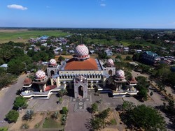 Pemandangan Memukau Aneka Masjid di Sulsel dari Udara
