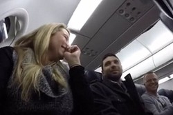 Unik, Pilot di AS Umumkan Kehamilan Penumpang dalam Penerbangan