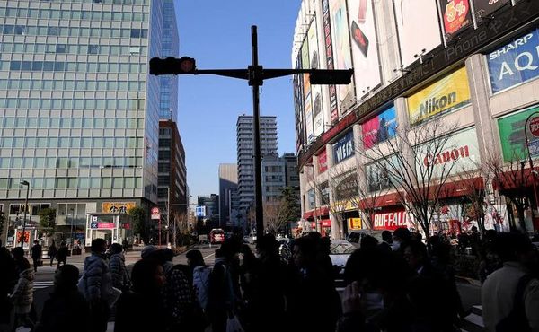 Menjelajah Yodobashi, Mal Belanja Mainan Murah di Jepang