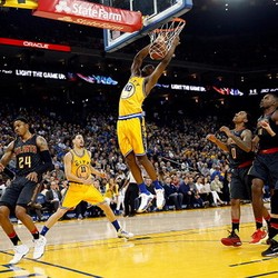 Tanpa Curry, Warriors Lumpuhkan Hawks