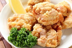 Gurih Renyah Tori Karaage untuk Santap Siang