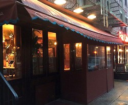 Restoran Eksklusif Ini Hanya Sediakan Kursi untuk 9 Orang!