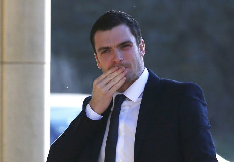 Adam Johnson di Ambang Bui