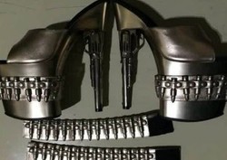 Sepatu Seperti Ini yang Bisa Bikin Kamu Dipanggil Keamanan Bandara