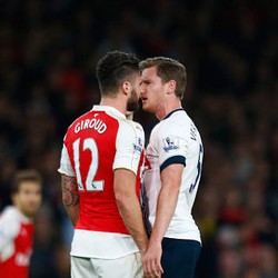 London Utara Memanas