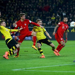 Tensi Tinggi, Dortmund vs Bayern Berakhir Tanpa Gol