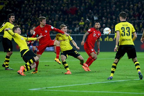 Tensi Tinggi, Dortmund vs Bayern Berakhir Tanpa Gol