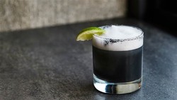Bubuk Arang Aktif Kini Jadi Tren Baru untuk Campuran Minuman