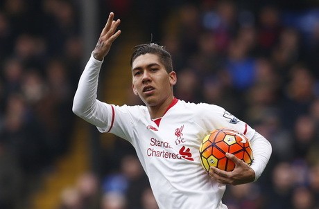 Firmino Gantikan Kaka di Timnas Brasil