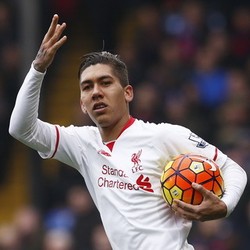 Firmino Gantikan Kaka di Timnas Brasil