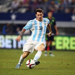 Messi Kembali ke Skuat Argentina, Tevez Tak Dapat Tempat