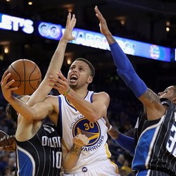 Kalahkan Magic, Warriors Pecahkan Rekor