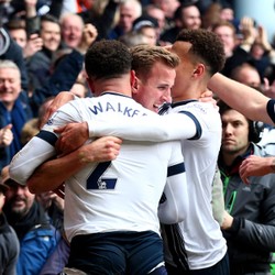 Spurs Diadang Ketangguhan Signal Iduna Park