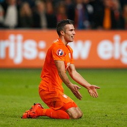 Van Persie Kembali Tak Masuk Skuat Belanda