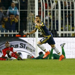 Fenerbahce Kalahkan Braga, Shakhtar Tundukkan Anderlecht