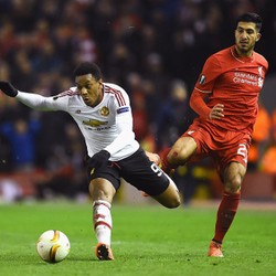 Garis Pertahanan Tinggi Liverpool Bikin MU Kesulitan Bangun Serangan