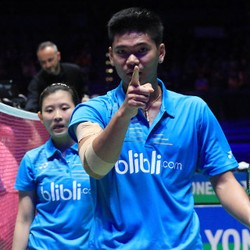 Main Enjoy Kunci Kemenangan Praveen/Debby