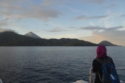 Pesona Gerhana dan Eksotisme Lautan Ternate