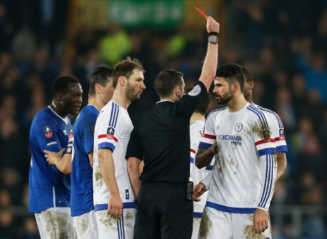 Apakah Costa Menggigit Gareth Barry?