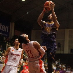 CLS Kalahkan Garuda, Aspac Atasi Stadium
