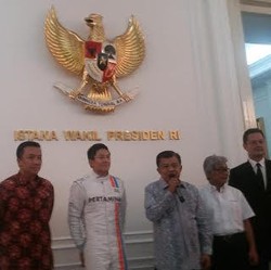 Rio Haryanto Temui Wapres JK Sebelum Start F1