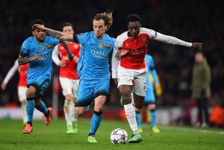 Vermaelen Peringatkan Barca soal Arsenal