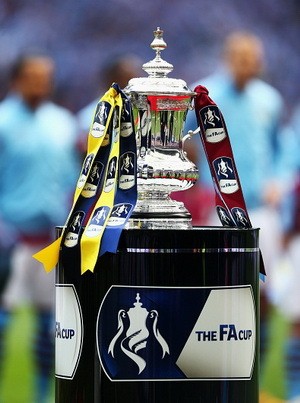 Everton Tunggu MU atau West Ham di Semifinal