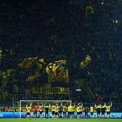 Dortmund Didakwa UEFA
