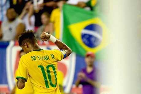 Neymar Lebih Ingin Tampil di Olimpiade
