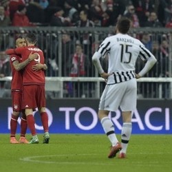 Bayern Singkirkan Juve: Vidal Sedih Bercampur Senang