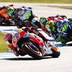 Lawan Marquez Tak Cuma Rossi