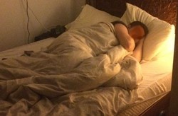 Mabuk, Turis Inggris Terbangun di Rumah Orang