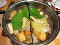 Slurpp! Segarnya Hotpot Berkuah Tom Yum di KoenoKoeni