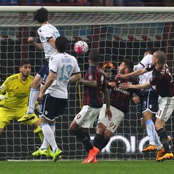 Milan Gagal Menang Lagi, Diimbangi Lazio 1-1