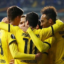 Dortmund Akan Terus Tekan Bayern