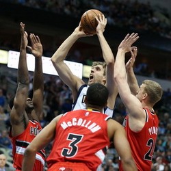 Nowitzki Gemilang, Mavericks Kalahkan Trail Blazers