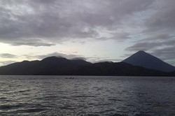 Mengagumi Gerhana dari Ternate yang Kaya Sejarah