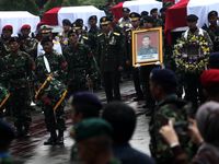 13 Korban Heli TNI Dimakamkan di TMP Kalibata