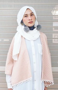 Tutorial Hijab Terinspirasi Hana Tajima yang Jadi Favorit Selebgram