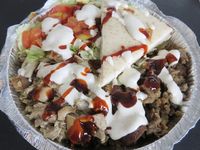 Mencoba Rice Platter Populer  dari The Halal Guys