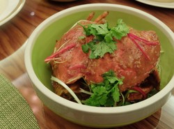 Cicipi Kelezatan Singapore Chilli Crab dan Seafood Suki di The Restaurant