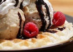 Bosan dengan Waffle Biasa? Yuk, Bikin Mochi Waffle yang Legit Ini!