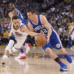 Keperkasaan Warriors di Kandang Sendiri Berlanjut