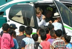 Ssst! Leonardo DiCaprio Main ke Taman Nasional Gunung Leuser