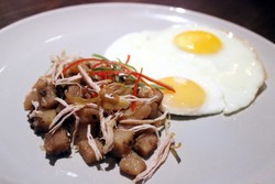 Kini Bisa Sarapan Bubur Ayam Kota dan Eggcelent Potatoes di The Peoples Cafe